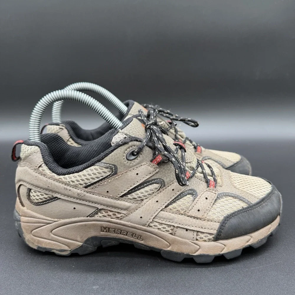 Merrell Big Kid's Moab 2 Low Lace Hiking Shoe Sneakers Size 5 M Brown